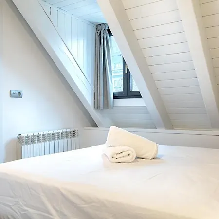 Saplan Real Estate Pijauert * Les